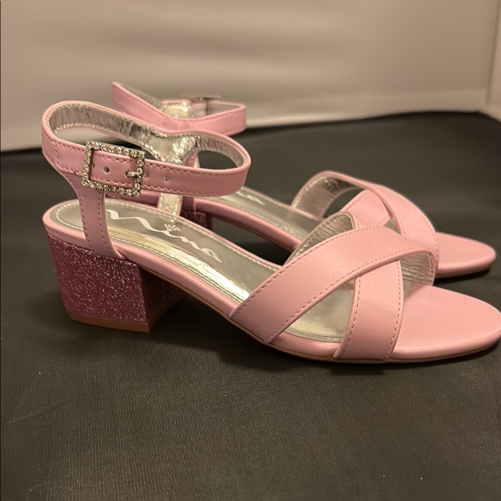 Nina Kids' Valentin Ankle Strap Sandal, size 2,3, and 5. Never worn!